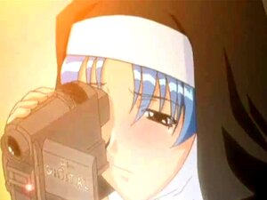 La chica hentai es penetrada y recibe una corrida