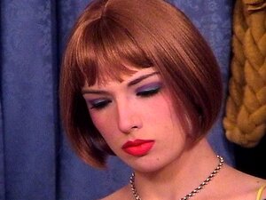 Caliente en lencería amarilla atada y azotada por su amo