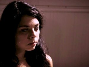 Pareja pervertida se folló a una chica universitaria. La pareja