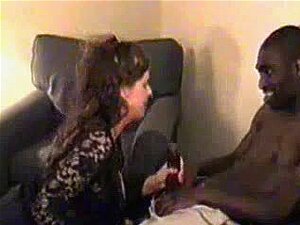 LE ENCANTA CONSEGUIR DP