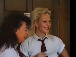 Azotes en inglés con el culo desnudo 1. Azotes en inglés sin condón