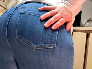 Madrastra sin sostén, me gustaría follar con grandes bazucas y un