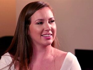 Chicas universitarias pervertidas chupan y tribbing se follan las