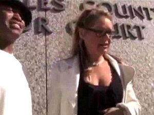 Abogada cougar toma su tarifa de retenedor en Bbc negro ébano