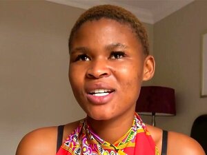 Miel nativa tanzana en casting amateur interracial 4K (Negro grueso)