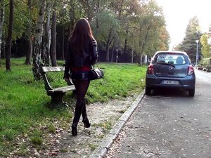 Hooker disfruta de una verga jugosa