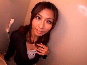 La loca chica japonesa Akari Asahina en el POV más caliente, video