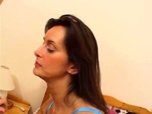 Angie George - Milf británica tetona caliente