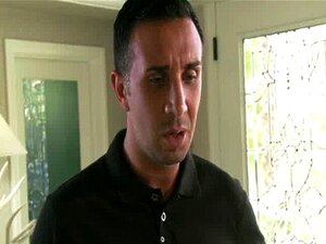 Brazzers - Pornstar se traga la polla del piano cualquier día