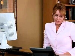 Madura francesa gordita se masturba en la playa pública