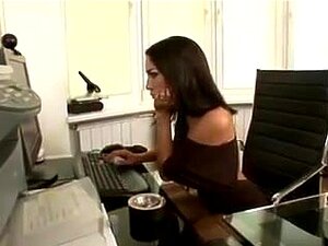 Mya Diamond Sexy Secretaria, Secretaria Mya babes pussy