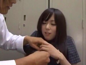 La exótica chica japonesa Nozomi Nishiyama en el clip JAV más