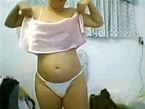 Anna la puta en la cama,