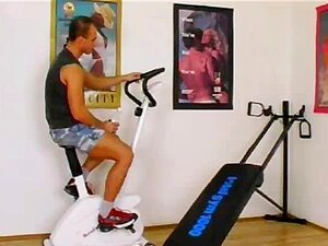 Sexo loco en el gimnasio