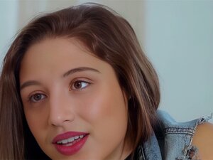 Abella Danger, Christie Stevens - Juega derecho