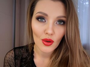 Los Labios Sexys y el Empoderamiento de la Lengua de Miss Honey