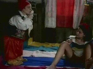Blancanieves y los 7 Enanos Versión Porno Clásica
