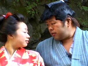 JAV Chichi Hime - Cosplay de Kimono al aire libre