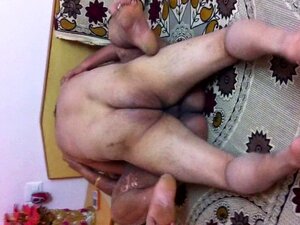 Esposa gordita compartida con amigo de internet parte 1. Esposa india