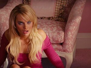 Margot Robbie desnuda - El Lobo de Wall Street 2013. Margot Robbie en