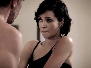 La pequeña zorra trabajaba como una buena zorra para un tipo