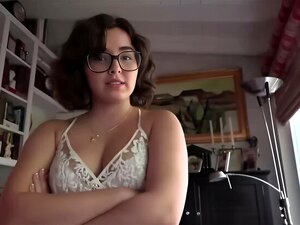 Leana Lovings: Las Chicas Traviesas Saben Mejor