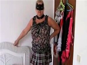 Esposa bondage con minifalda de puta, esposa amateur decidió usar