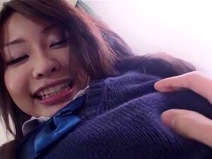 Sakura Anna chupa polla antes de un polvo salvaje