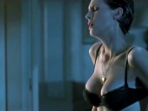 La compilación definitiva de striptease de celebridades Vol 1