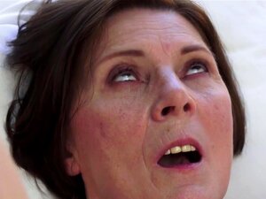 Pornstar cachonda en Loca Madura, escena lésbica xxx,