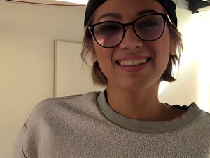 Casting de Aubrey Luna en una entrevista de mamada POV