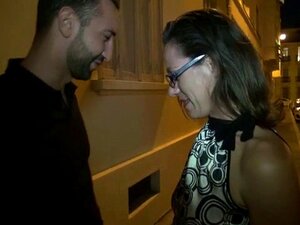 La orgía de Audrey. Audrey nos pidió que la lleváramos a la casa de