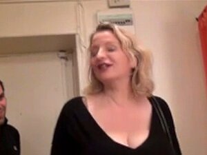 carola con grandes tetas regresando en casting