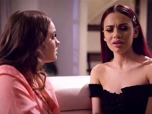 Lesbianas sucias lamiendo sus dulces coños. Las lesbianas sucias