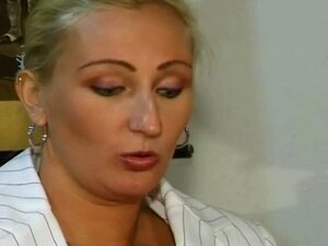 maestra milf caliente folla a su estudiante