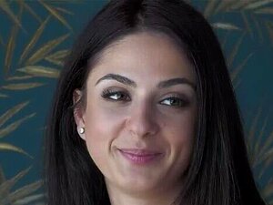 Casting de Mia Trejsi