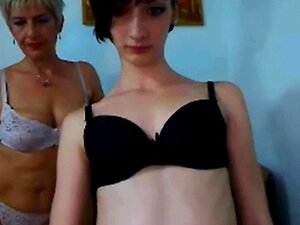Madrastra amateur y no su hijastra juegan en la cámara 5-26-12