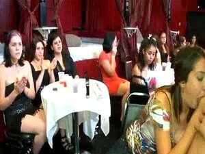 34 Estos tipos se follaron a tu puta infiel 15