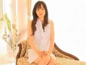 La modelo japonesa más caliente Yuri Shirakawa en las mejores tetas