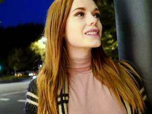 Jolee Love Ella Hughes y Alessandra hacen un cuarteto