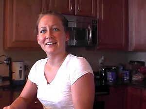 Pequeña Chica De Iowa De La Ciudad Que Me Visita En Tampa Home Film